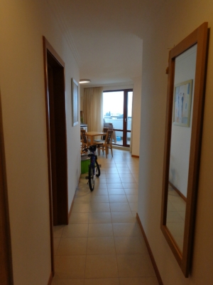 Меблированная трехкомнатная квартира, 174м², панорамный вид на море, Равда